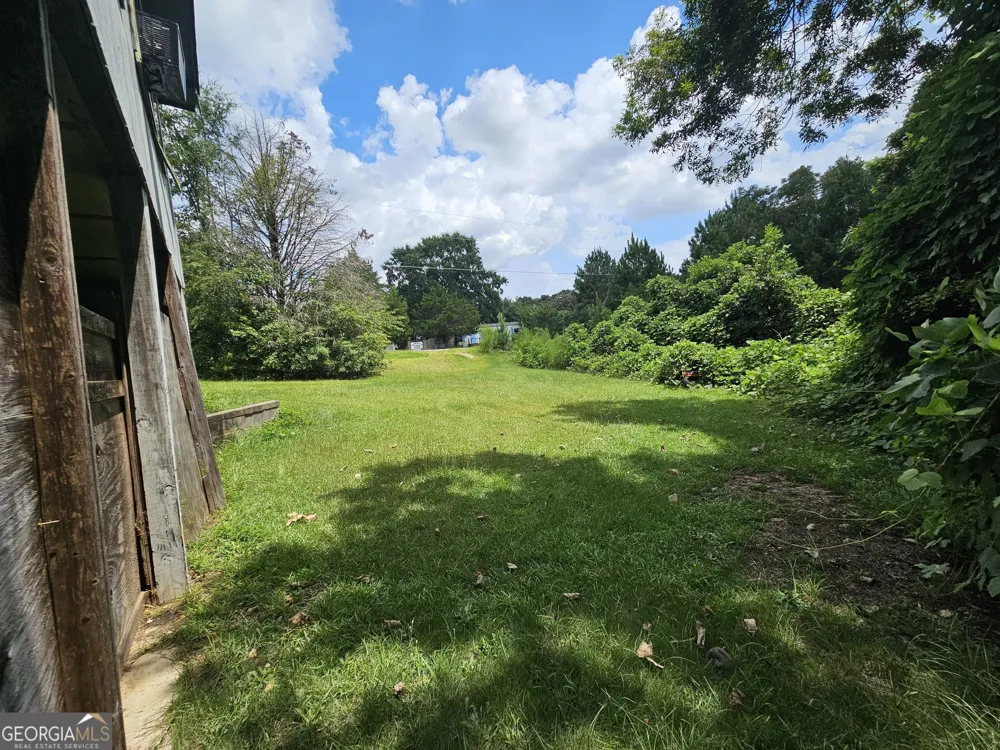 221 Brantley RD Warner Robins, GA 31093