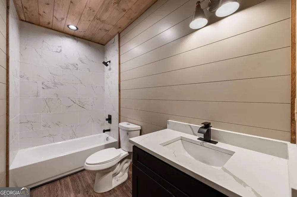 416 Windy Valley TRL Blue Ridge, GA 30513
