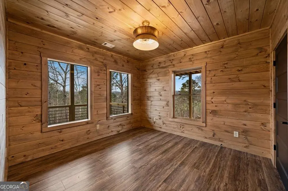 416 Windy Valley TRL Blue Ridge, GA 30513