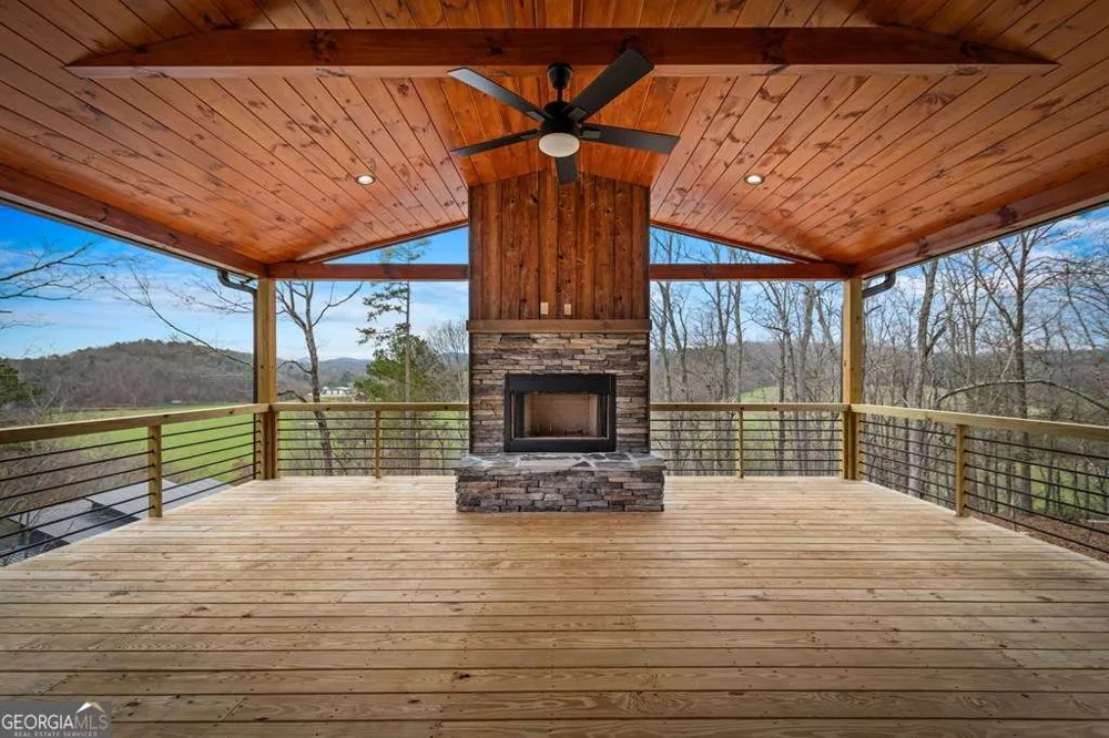 416 Windy Valley TRL Blue Ridge, GA 30513