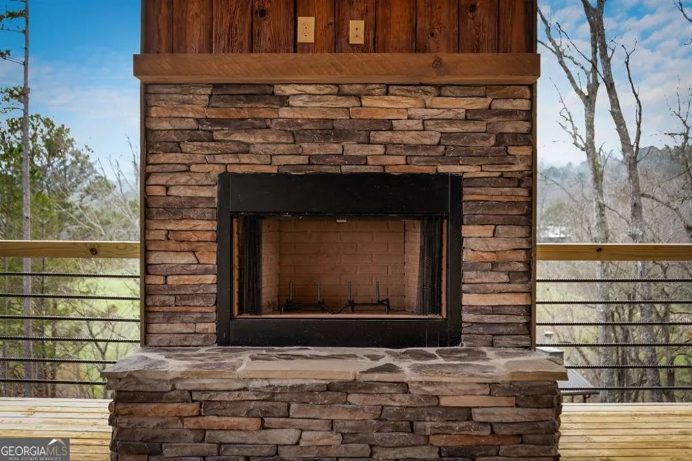416 Windy Valley TRL Blue Ridge, GA 30513