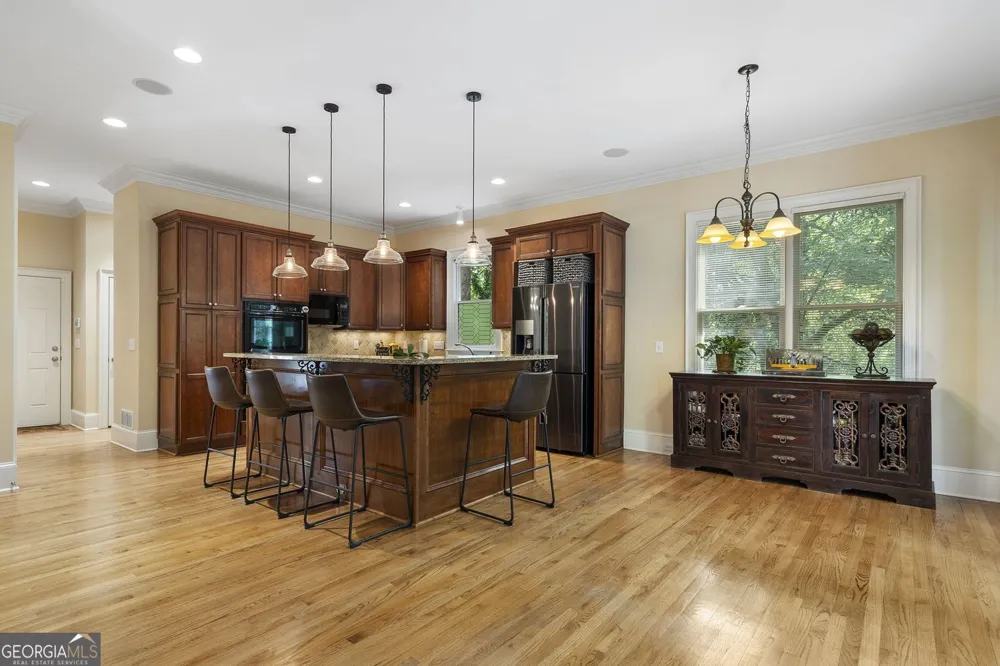 3698 Lakeview DR Tucker, GA 30084