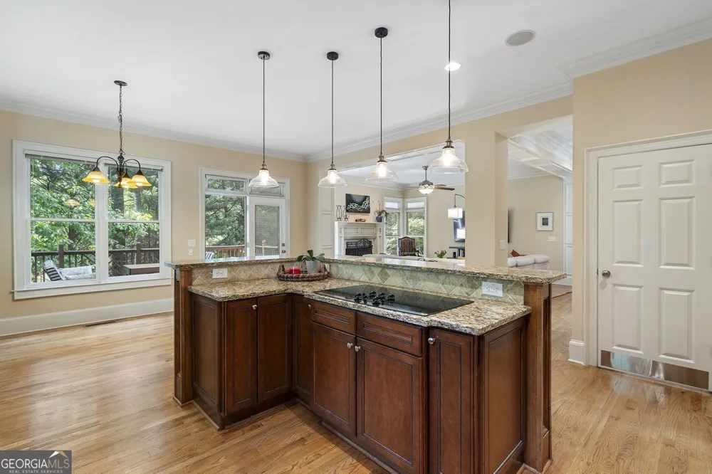 3698 Lakeview DR Tucker, GA 30084