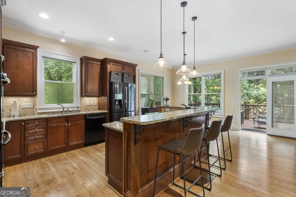 3698 Lakeview DR Tucker, GA 30084