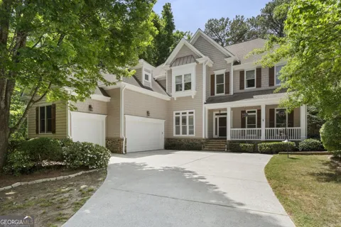 3698 Lakeview DR