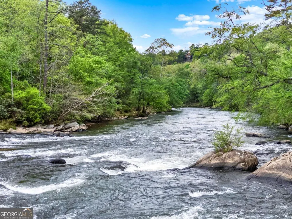 5 W Muller lane Ellijay, GA 30540