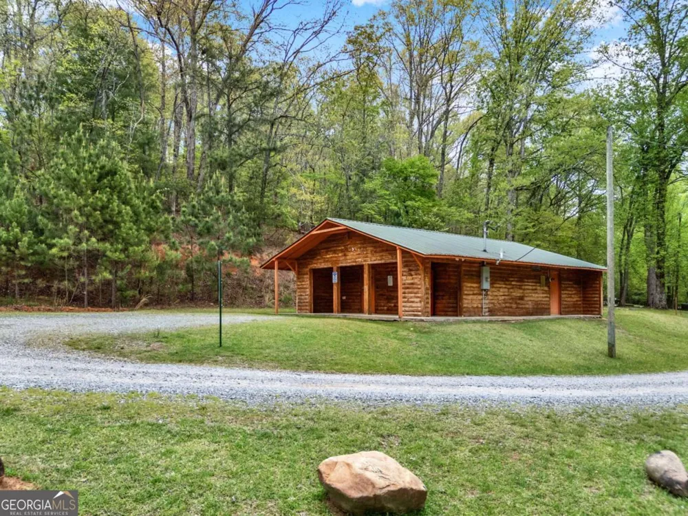 5 W Muller lane Ellijay, GA 30540