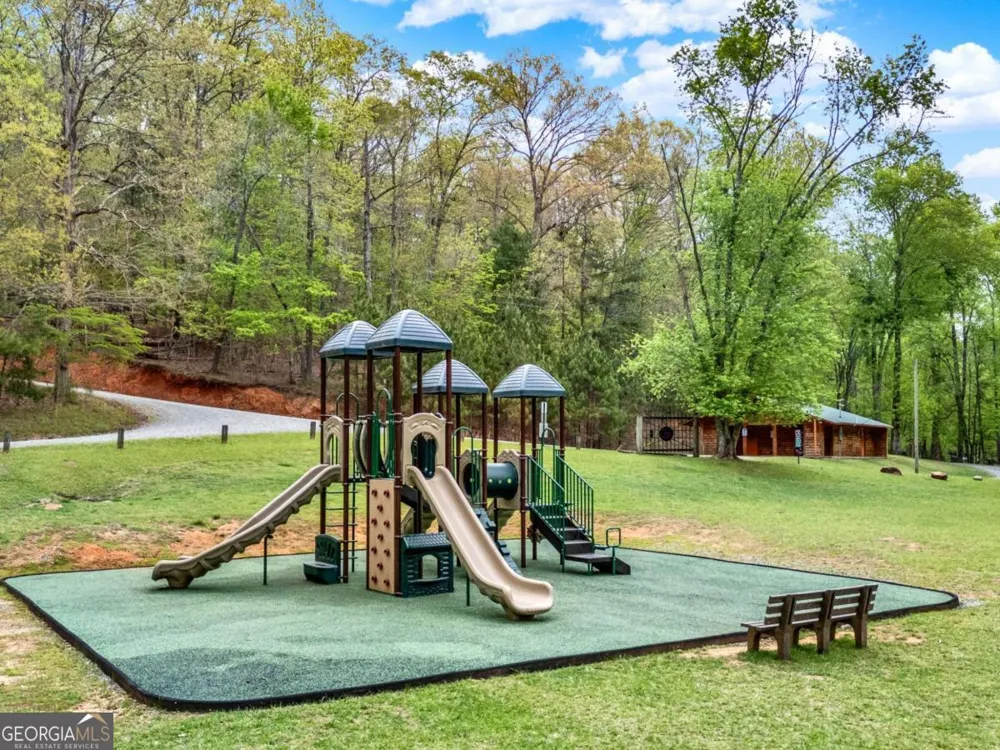 5 W Muller lane Ellijay, GA 30540