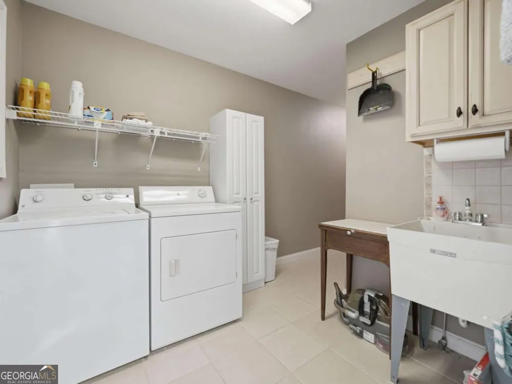 5 W Muller lane Ellijay, GA 30540