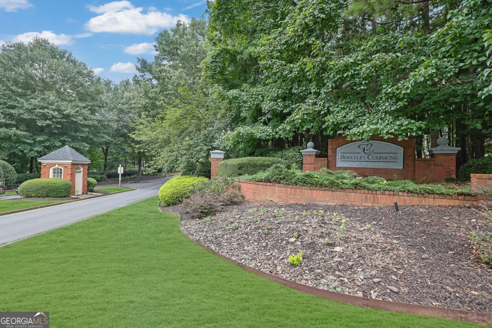 4294 Balmoral Glen DR Norcross, GA 30092