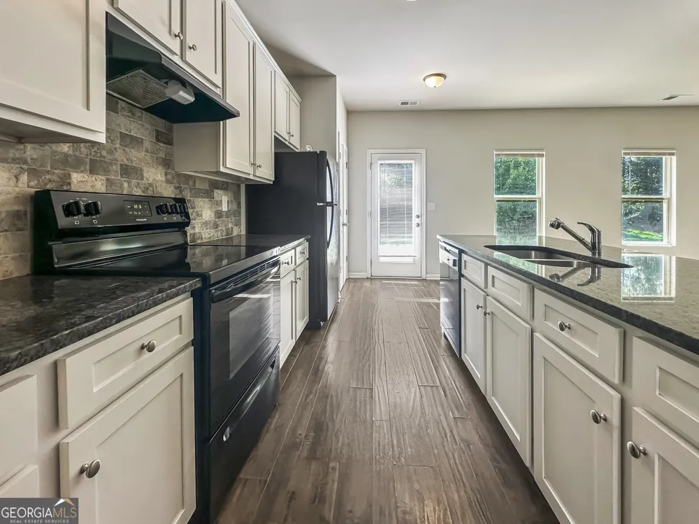 206 Daisy CIR McDonough, GA 30252