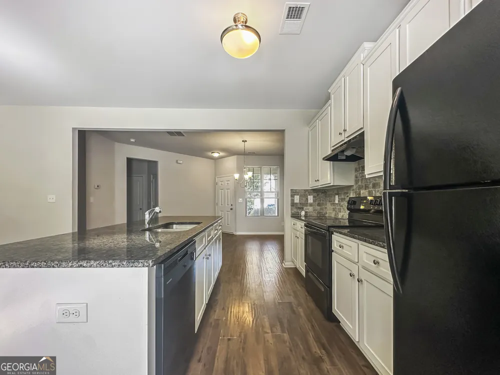 206 Daisy CIR McDonough, GA 30252