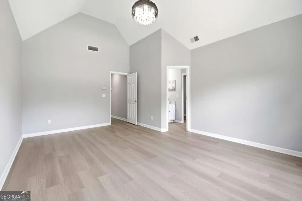 2110 Uniwattee TRL Dacula, GA 30019