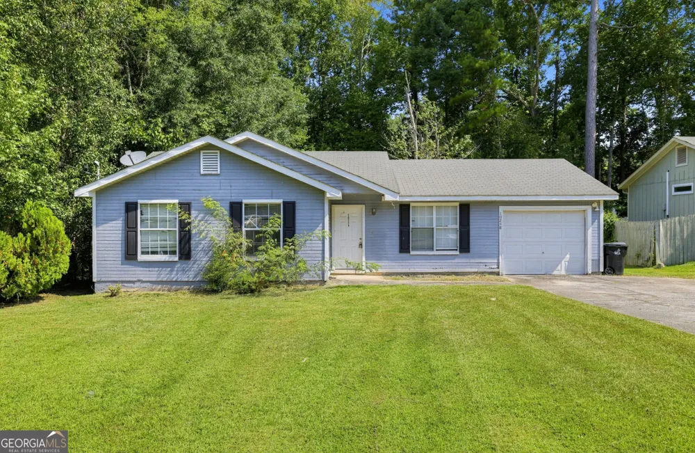 10248 Briarbay LOOP Jonesboro, GA 30238