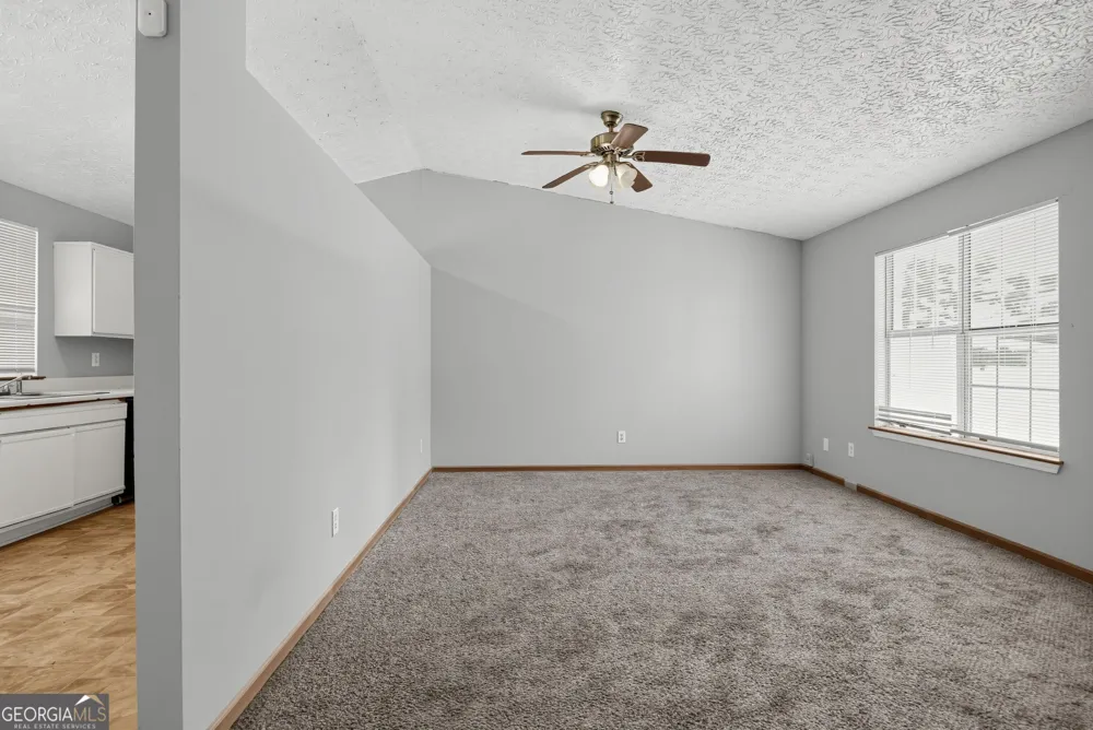 10248 Briarbay LOOP Jonesboro, GA 30238