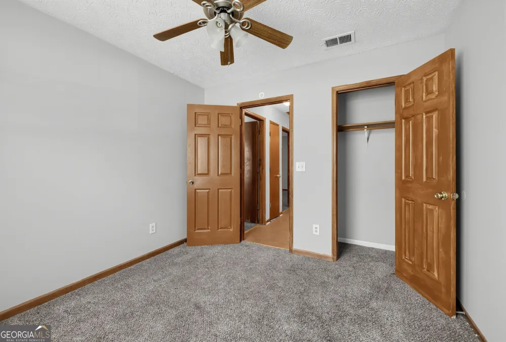 10248 Briarbay LOOP Jonesboro, GA 30238
