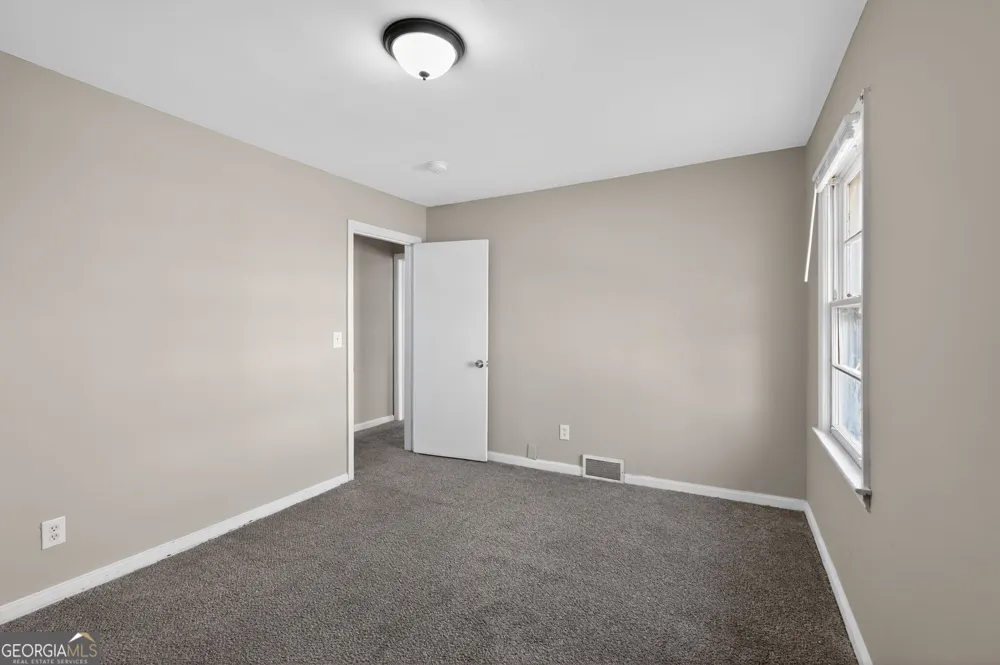 2586 Wiggins ST Lithonia, GA 30058