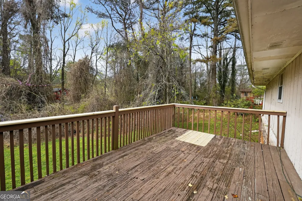 6925 Kimberland Gardens LN Lithonia, GA 30058