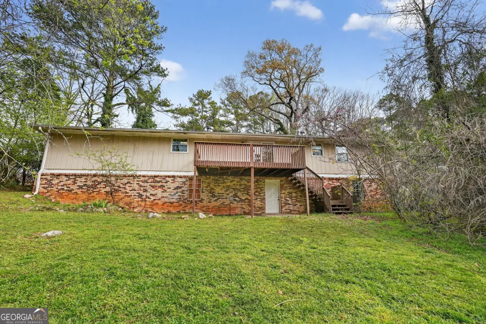 6925 Kimberland Gardens LN Lithonia, GA 30058