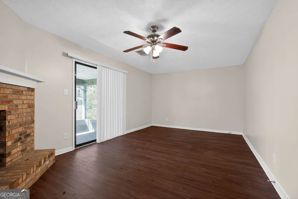 4931 Wolverton DR Lithonia, GA 30038