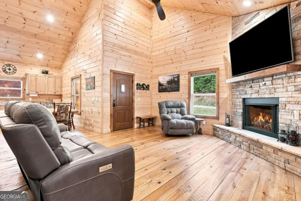 114 Hideaway TRL Copperhill, TN 37317