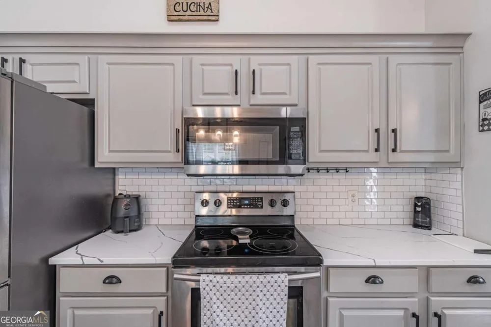 395 Flintlock DR Dacula, GA 30019