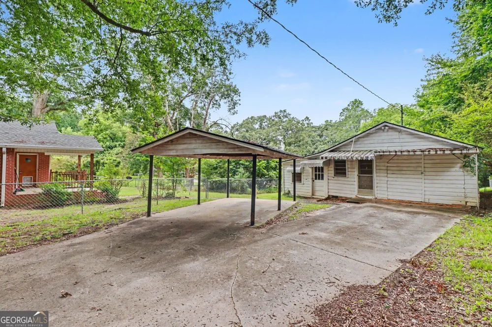160 Connecticut AVE Tallapoosa, GA 30176
