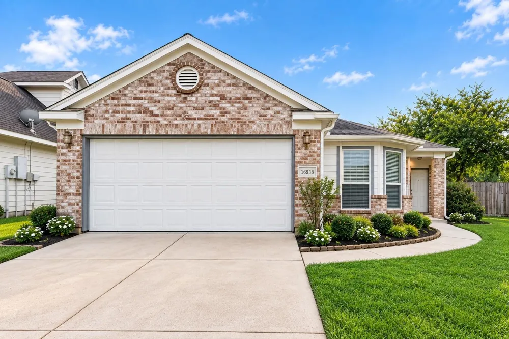 16938 Tableland Trail Conroe, TX 77385