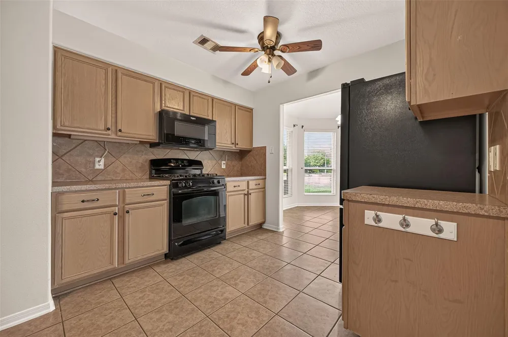 16938 Tableland Trail Conroe, TX 77385