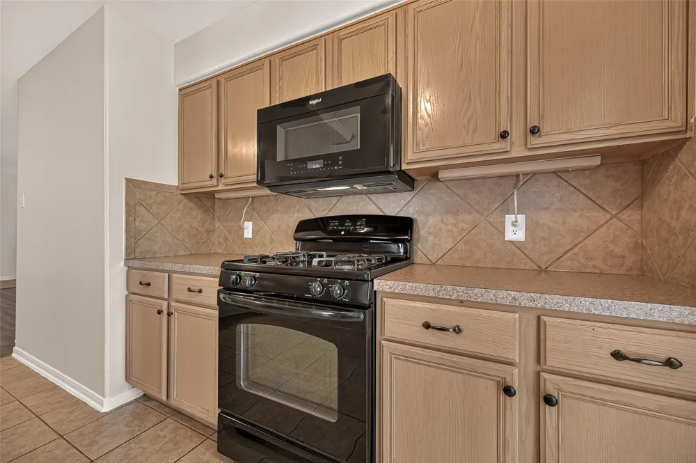 16938 Tableland Trail Conroe, TX 77385