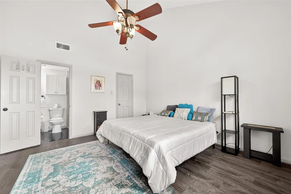 168 April Point Drive S #168 Conroe, TX 77356