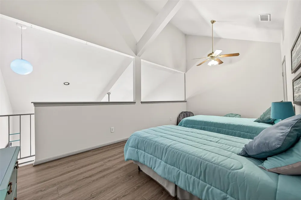 168 April Point Drive S #168 Conroe, TX 77356