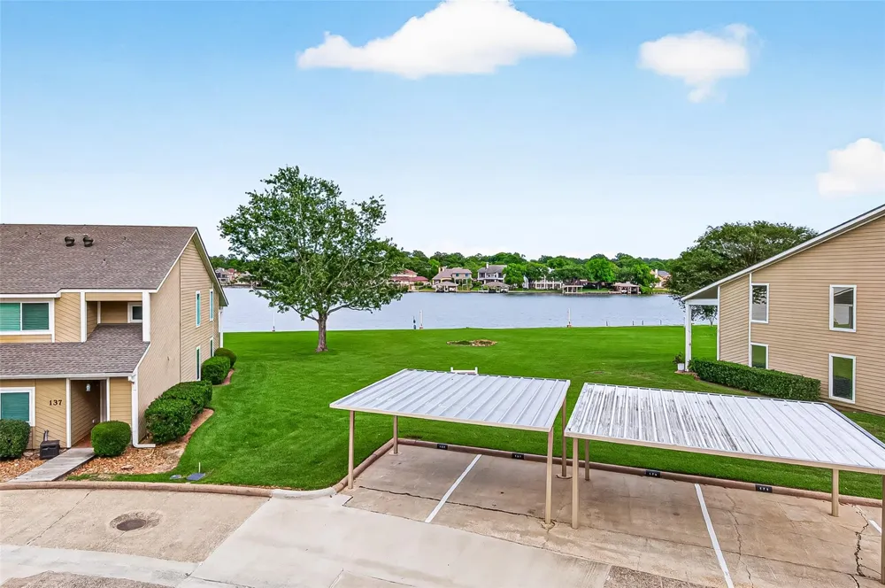 168 April Point Drive S #168 Conroe, TX 77356
