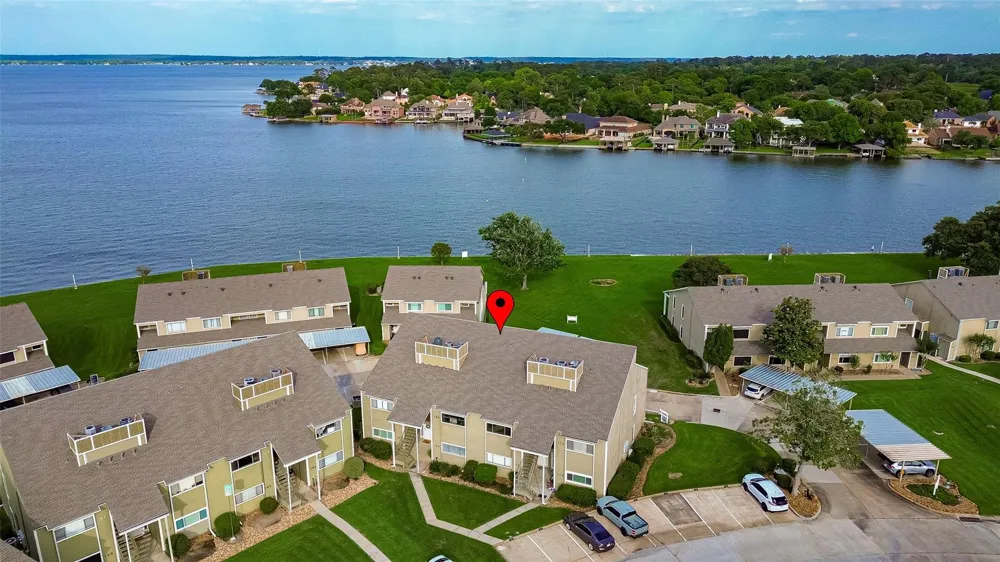 168 April Point Drive S #168 Conroe, TX 77356