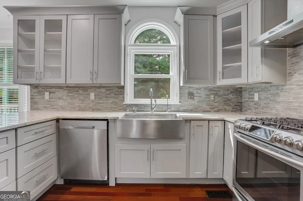2395 Devon Leigh WALK Duluth, GA 30096