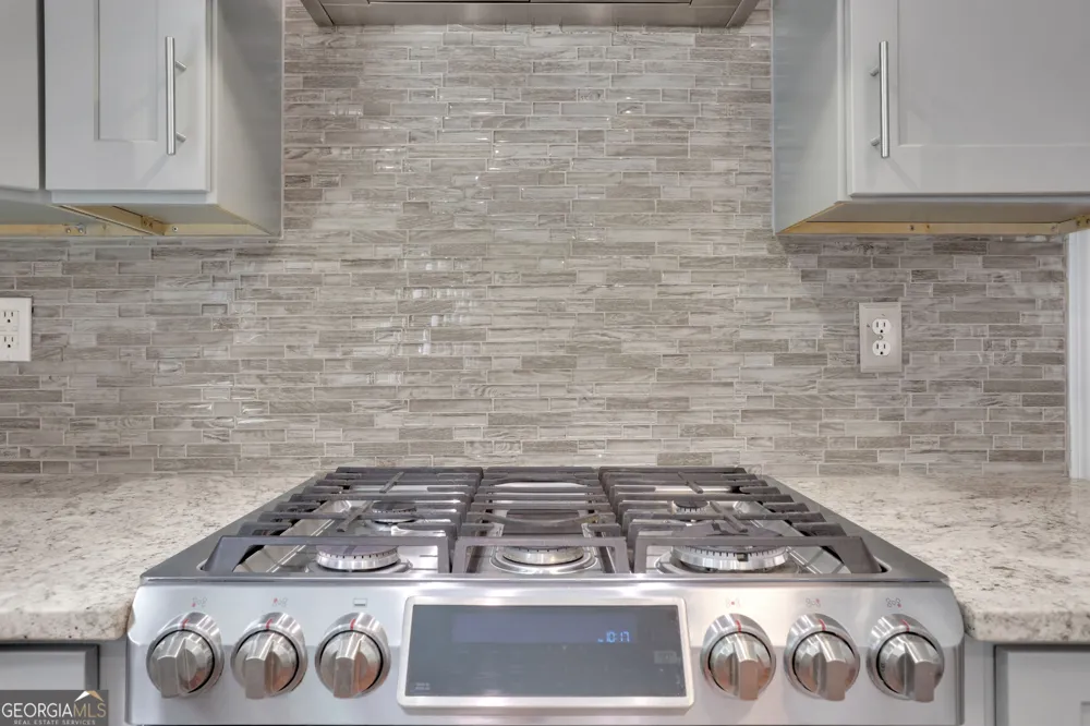 2395 Devon Leigh WALK Duluth, GA 30096