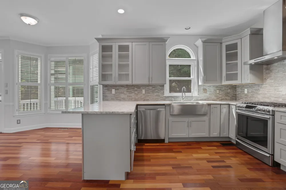 2395 Devon Leigh WALK Duluth, GA 30096