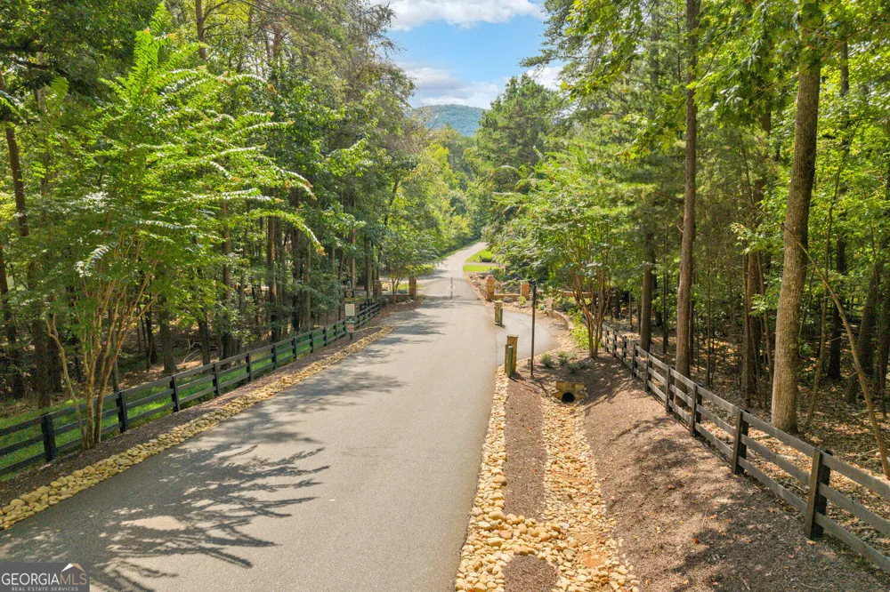 98 Sharp Mountain PKWY Jasper, GA 30143