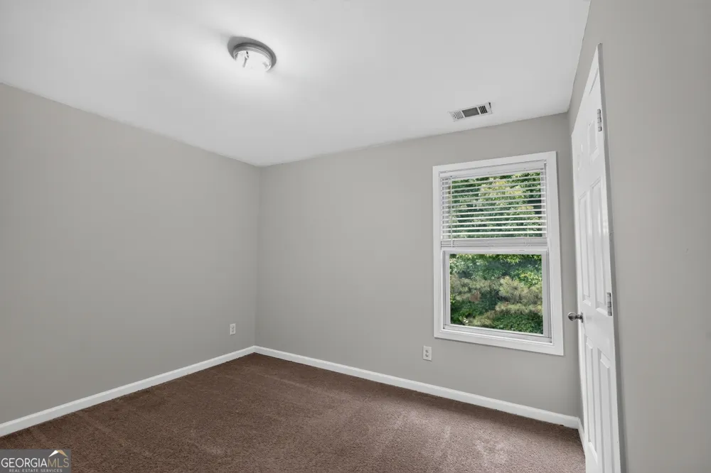 6381 Shadow SQ Lithonia, GA 30058