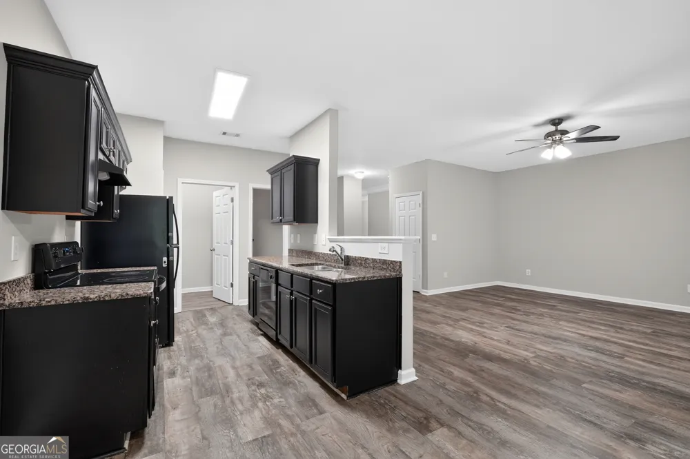 6381 Shadow SQ Lithonia, GA 30058