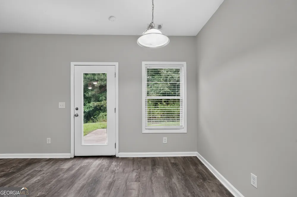 6381 Shadow SQ Lithonia, GA 30058