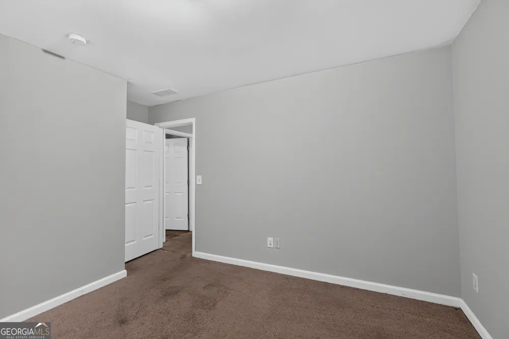 6381 Shadow SQ Lithonia, GA 30058