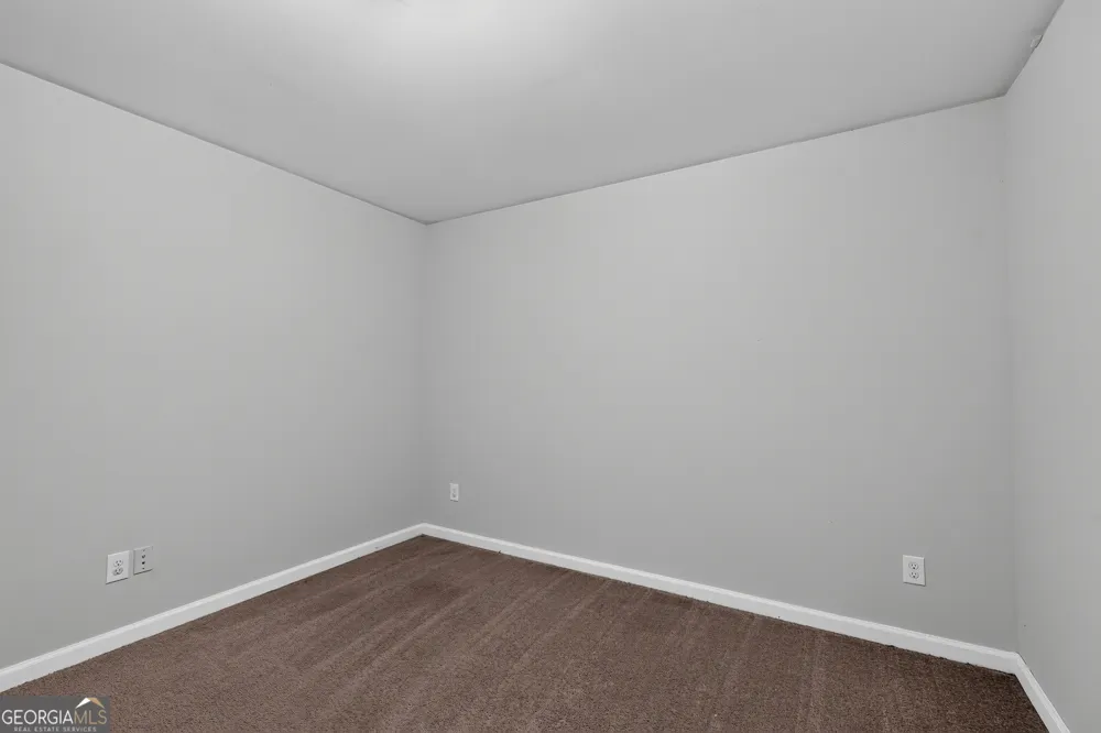6381 Shadow SQ Lithonia, GA 30058