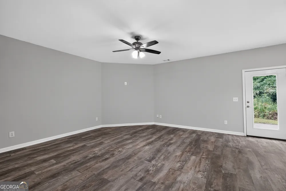 6381 Shadow SQ Lithonia, GA 30058
