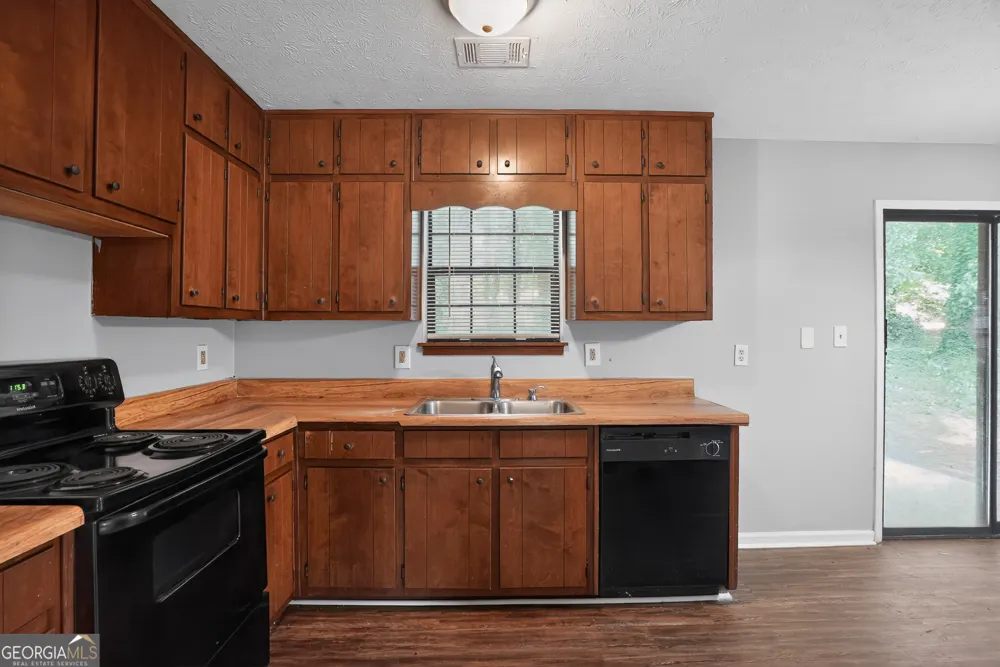 287 Morris DR SE Conyers, GA 30094