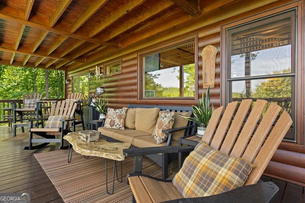 115 Mountain High DR Mineral Bluff, GA 30559