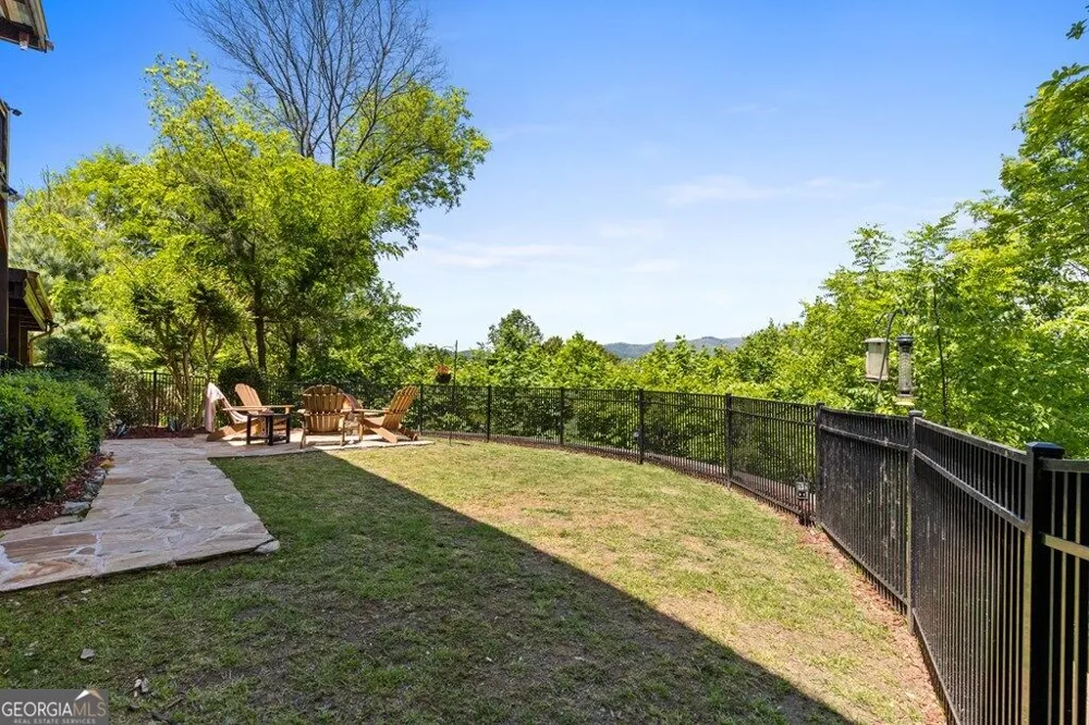 115 Mountain High DR Mineral Bluff, GA 30559