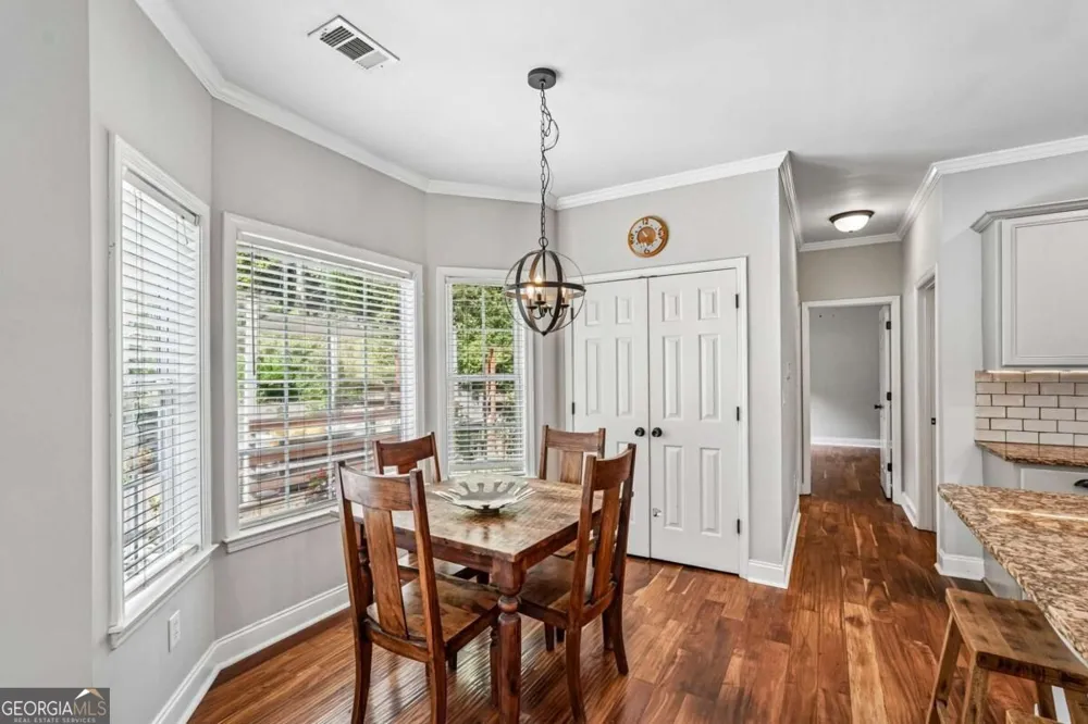 4010 Embassy WAY Lilburn, GA 30047