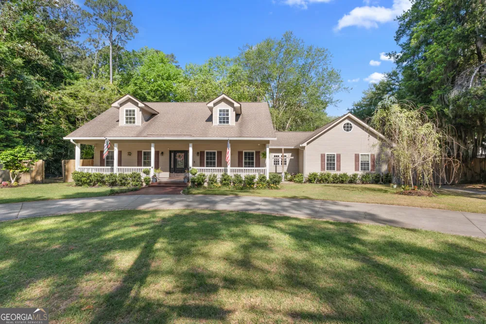 8609 Gohler AVE Savannah, GA 31406