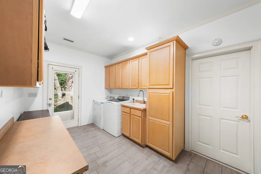 8609 Gohler AVE Savannah, GA 31406